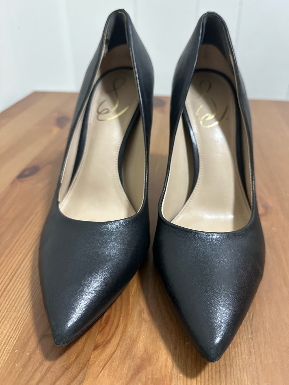 Sam Edelman Vienna Italian Leather Pointy Black Pumps
